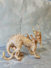 Figurine gachapon - Dragon style ivoire
