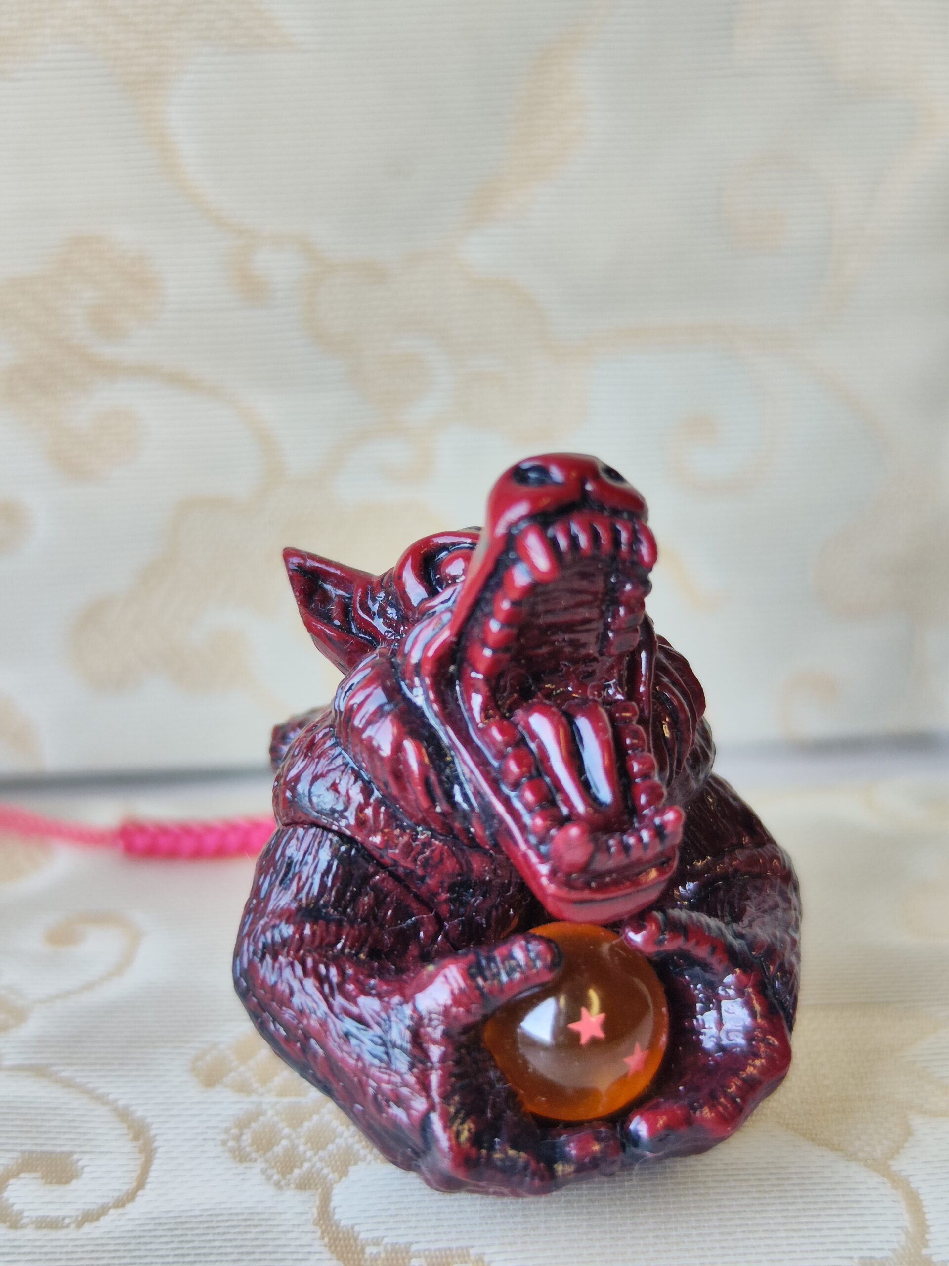 Porte-clés Dragon Ball – Figurine Oozaru avec boule à deux étoiles – Image 3