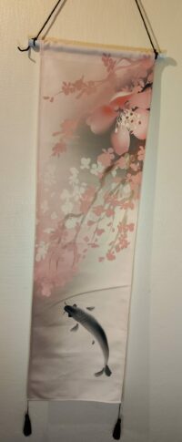 Kakemono textile japonais – Carpe koi & sakura roses
